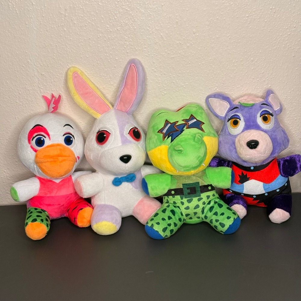 Funko Plush Five Nights at Freddys Security Breach set Multicolor Excellent